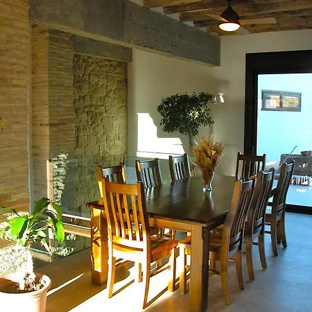 Venkovský dům Chicos De Y Restaurante *